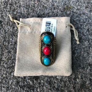 Beautiful 3-Stone Ring